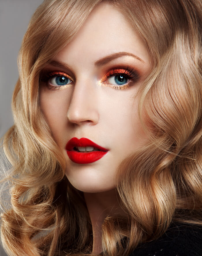 beautiful young model with red lips and nude manic 2021 08 26 22 32 33 utc.jpg